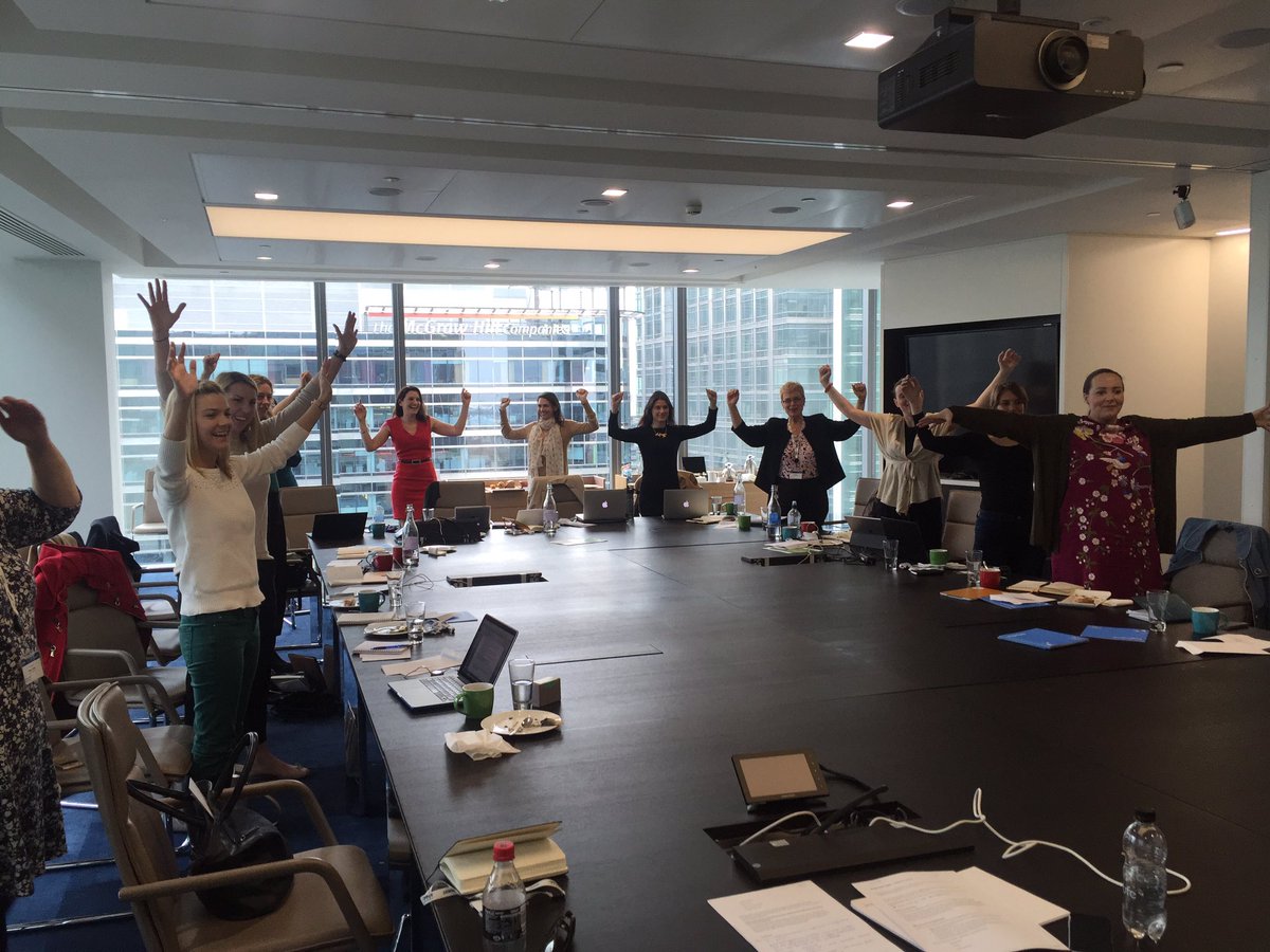 Wanna increase your #confidence and improve your #performance before a meeting? Growl like a bear! Thanks <a href="/fin4fem/">FIN4FEM</a>