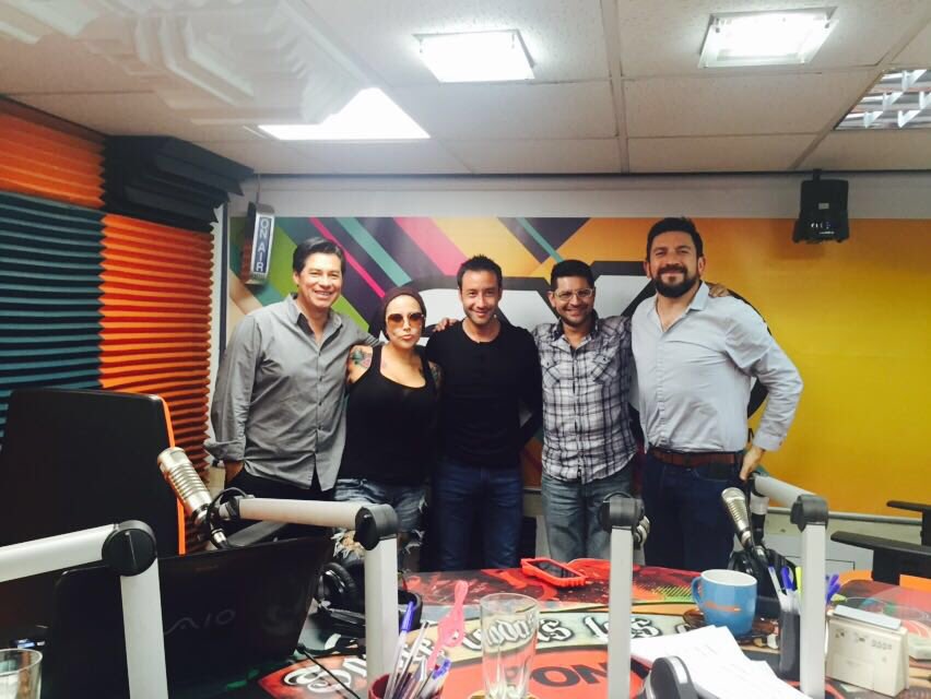 LucianoPereyra's tweet photo. Con el equipo y la buena onda  d @ExaFmEcuador  #FuerzaEcuador https://t.co/ThXfyQOn2H