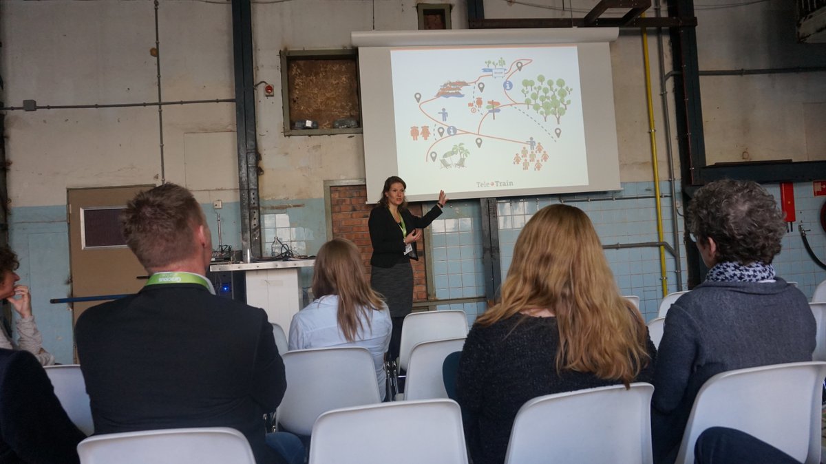 Onze presentaties op #mc16 zitten er op! Iedereen bedankt voor de aanwezigheid! #smartlearning <a href="/MAJDingemanse/">Mirthe Dingemanse</a>