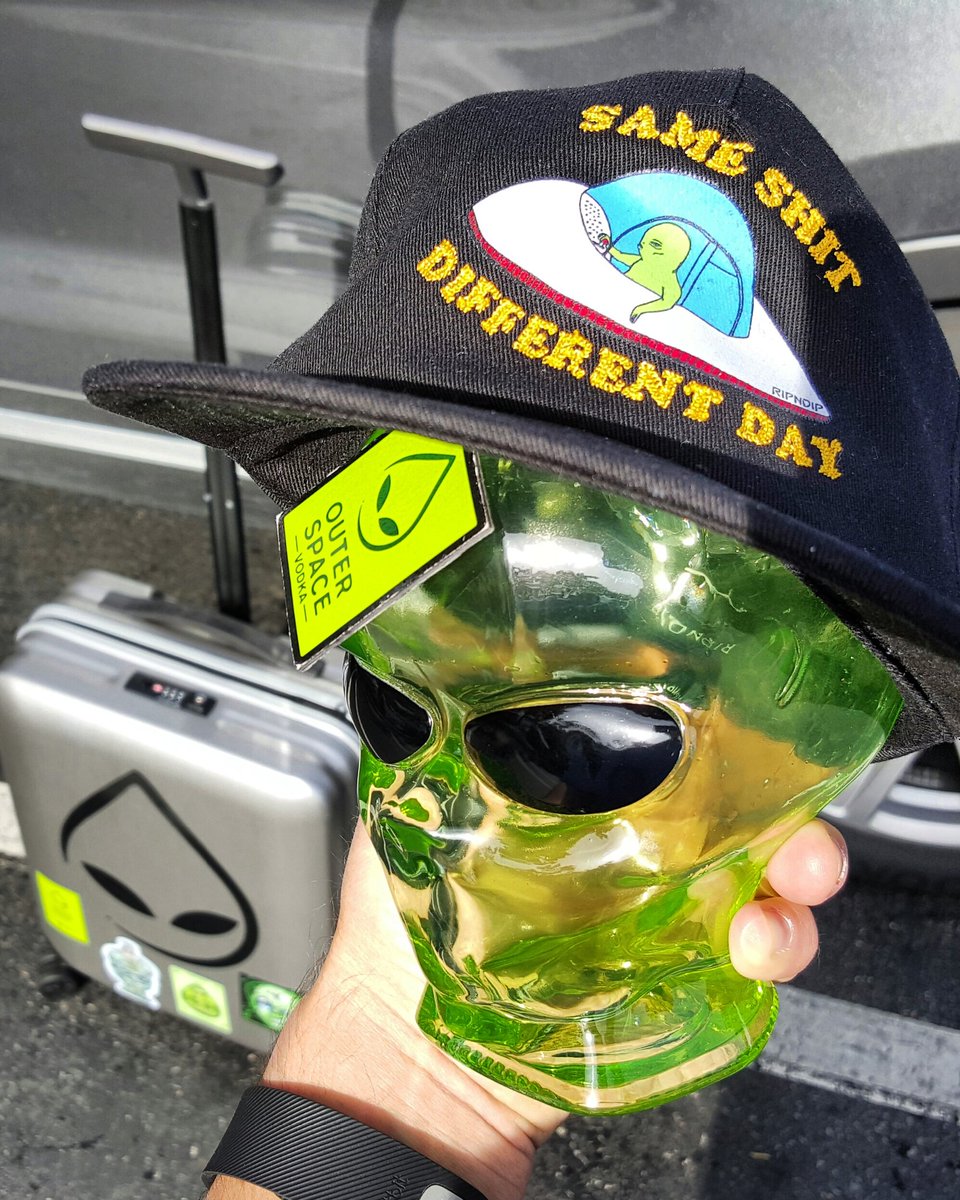 Space travel is boring #ripndip