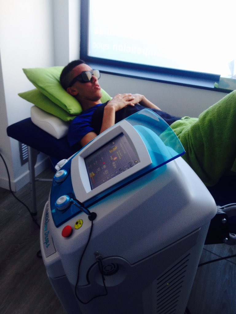 Hoy a tocado solucionar un problemilla y recuperar las patitas en <a href="/nobaphysio/">NOBA PHYSIO</a> con el láser de alta potencia 😊