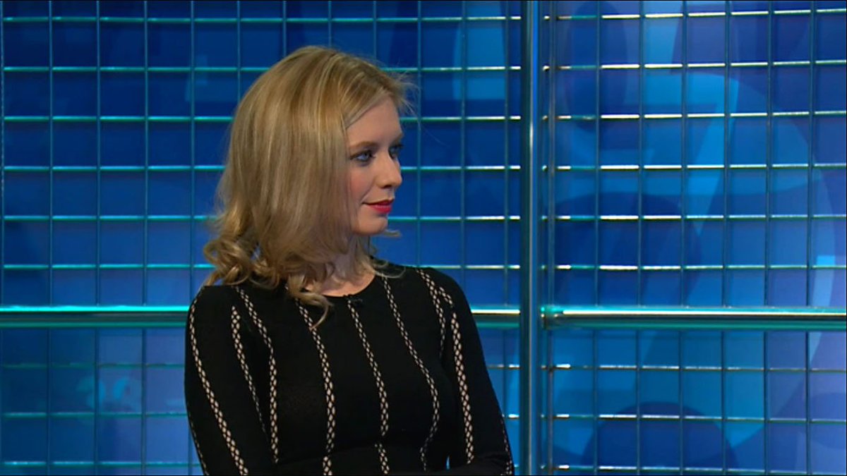 RachelRileyFC's tweet image. Rachel Riley on today&apos;s #Countdown. #Pinstriped 📍💈