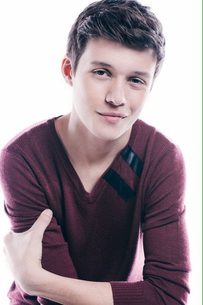 NickRobinCharm's tweet image. Buenas tardes, chicos😊
Qué tal os ha ido el día?
Mg para #SexRol #Gay #Versátil
Rt para difundir