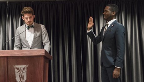 bsudailynews's tweet photo. SGA members shared laughs and tears at @BsuSummit's inauguration yesterday. @BallStateSGA

https://t.co/dNKYKTJjCL https://t.co/KtCSkIwQ88