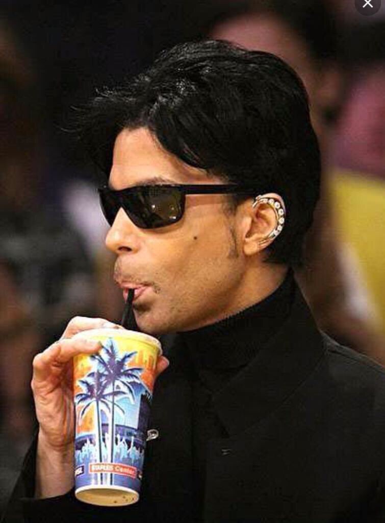 GugsM's tweet photo. Prince is up there looking at everyone like https://t.co/VHP4CRBCVP