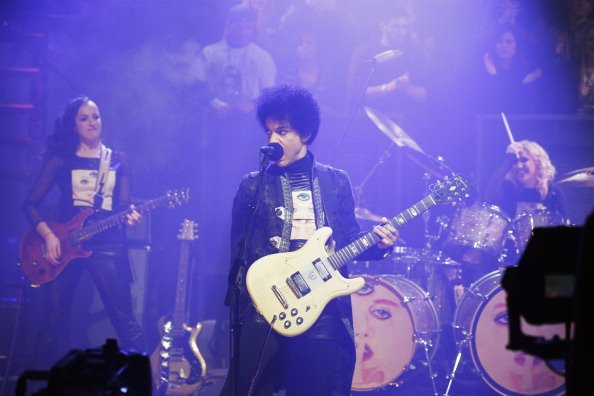 ecr9495's tweet photo. Music icon Prince has died at the age of 57 - https://t.co/7bjplGk4c7 #Prince #RIPPrince https://t.co/pUEOYnMhce