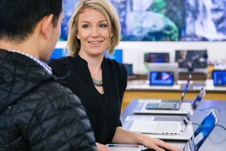 beckygloyne's tweet photo. Meet the #MicrosoftRetail team and learn how your dream job may be closer than you think: https://t.co/QLp1esnWrs https://t.co/r8Y5CdaSoG