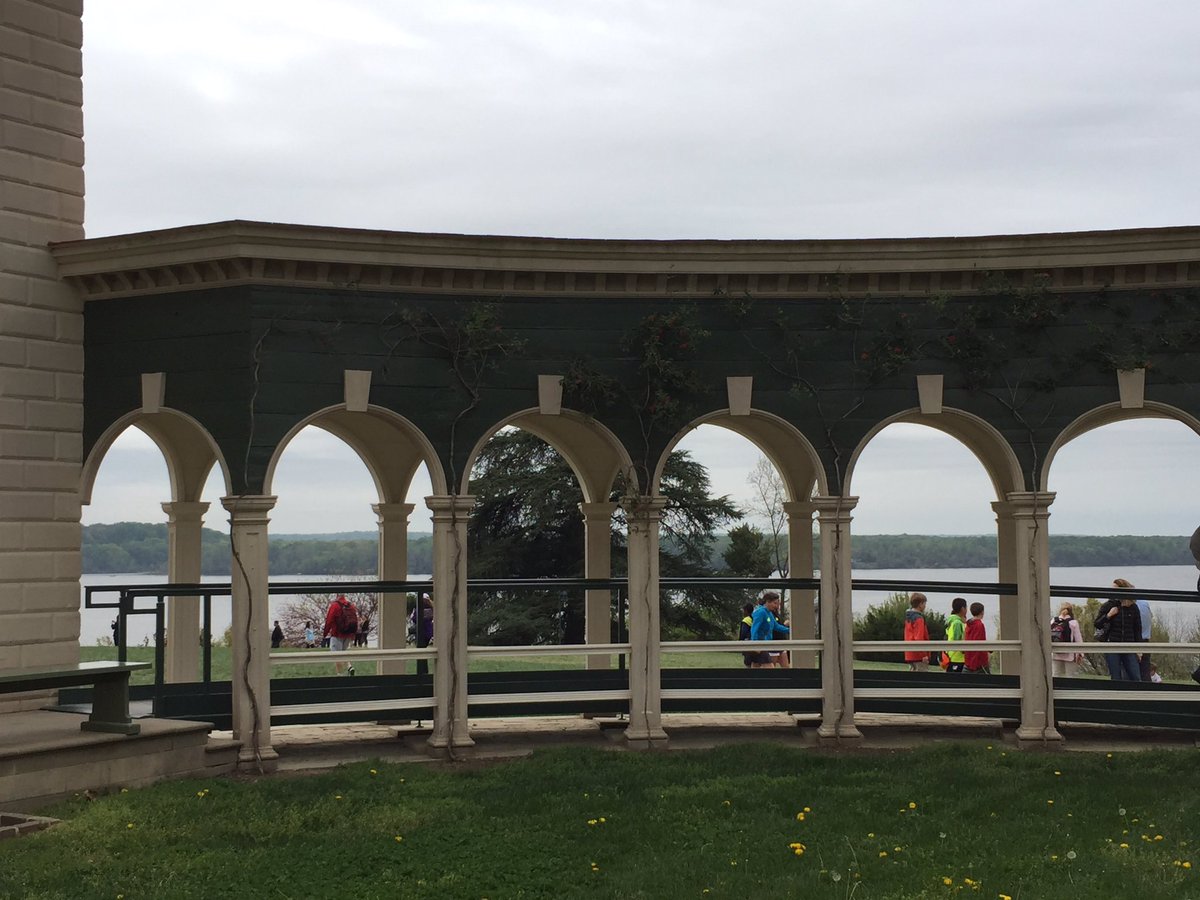 tashworth3781's tweet photo. @dcherewecomedde #dcdde16 #sipekshines view to the Potomac fun fact Mt Vernon originally 8k acres https://t.co/Wa6FggoE0K