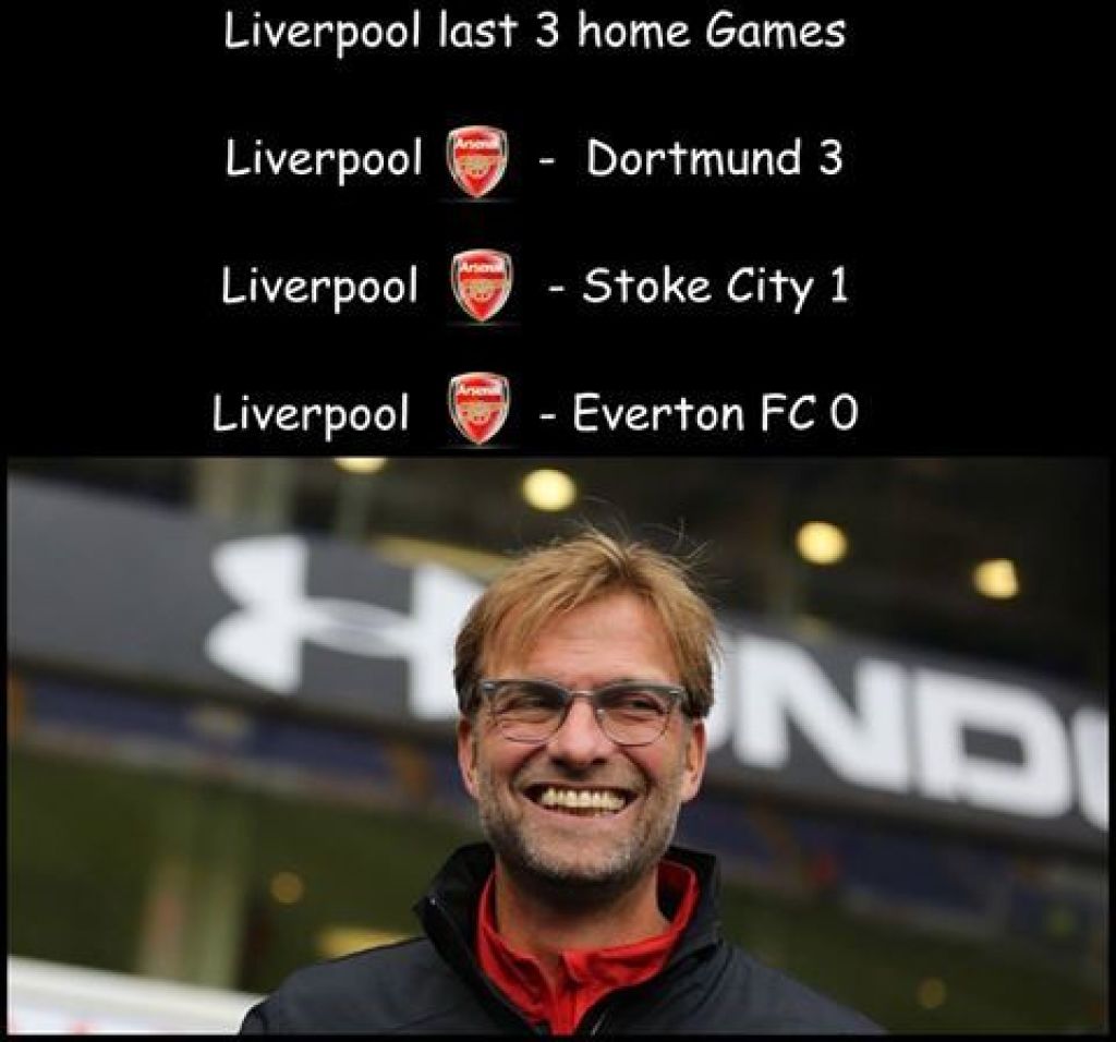 FutballTweets's tweet photo. This 😂😂 https://t.co/tFLQFNbqxB