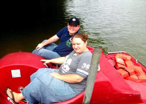 michaelaaron56's tweet photo. #ThrowbackThursday #LaborDay2012 #LakeMichael #GreatMemories @MnKEvans917 https://t.co/ajQiJ1cZZG