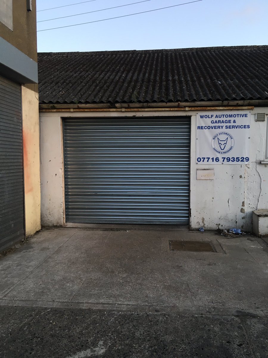 cityshutters's tweet image. Another happy customer!! Away with the wooden doors in with the #securityshutter