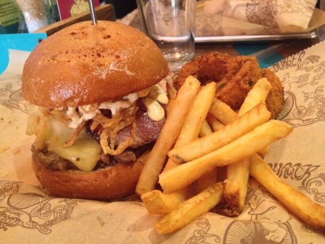 BBurgerEdge's tweet image. No photoshop necessary.