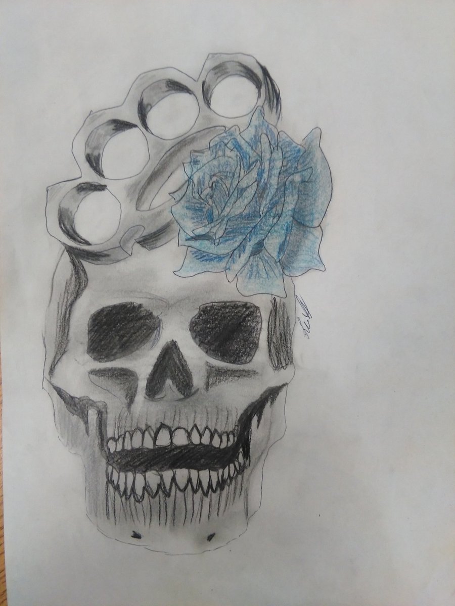 makeupmagic1998's tweet photo. A drawing I did https://t.co/kSfHHSEHXu