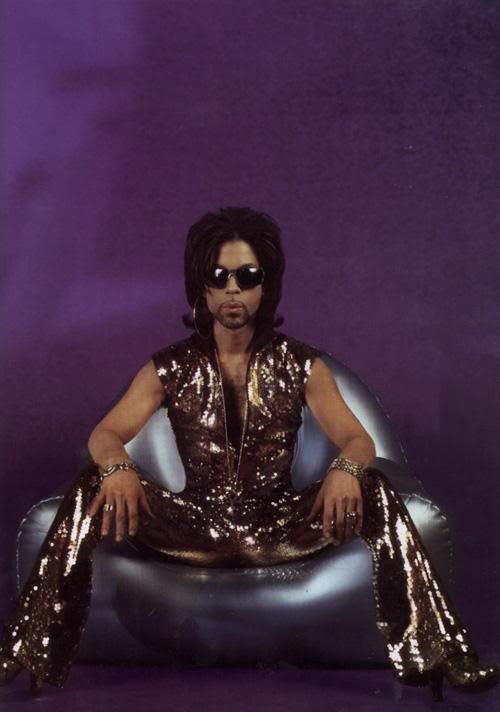 PineappleBarker's tweet photo. #PrinceRIP 🌧 https://t.co/Hl7wsPle13