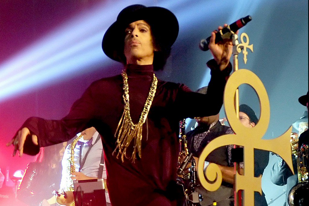 Bravotv on Twitter "Prince Dies at 57 https//t.co/VGtBI0iLck…(00)