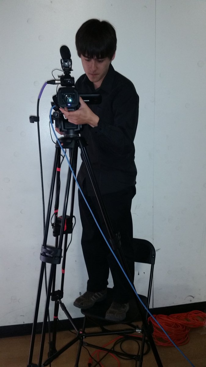 AppleCiderProd's tweet photo. Stephen shooting a live stream for Palliser School Division's Student Leadership Conference with @VulcanTVNetwork https://t.co/JndKI2Cmb0
