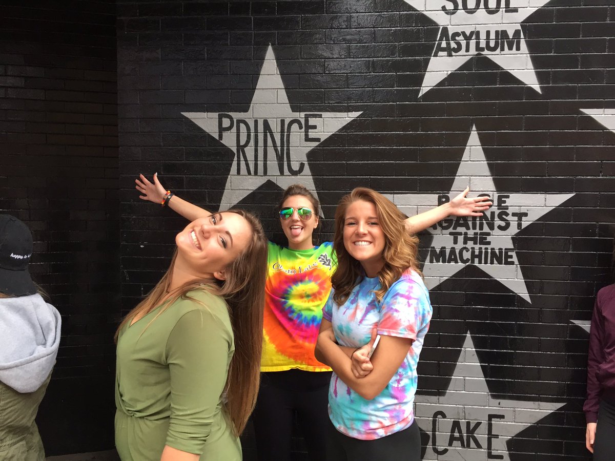 _jordynwiley's tweet photo. what great vibes to celebrate my birthday yesterday w/ the hippy himself โค๏ธ๐๐ @MODSUN #momsun #RIPPrince https://t.co/z43JkCioSq
