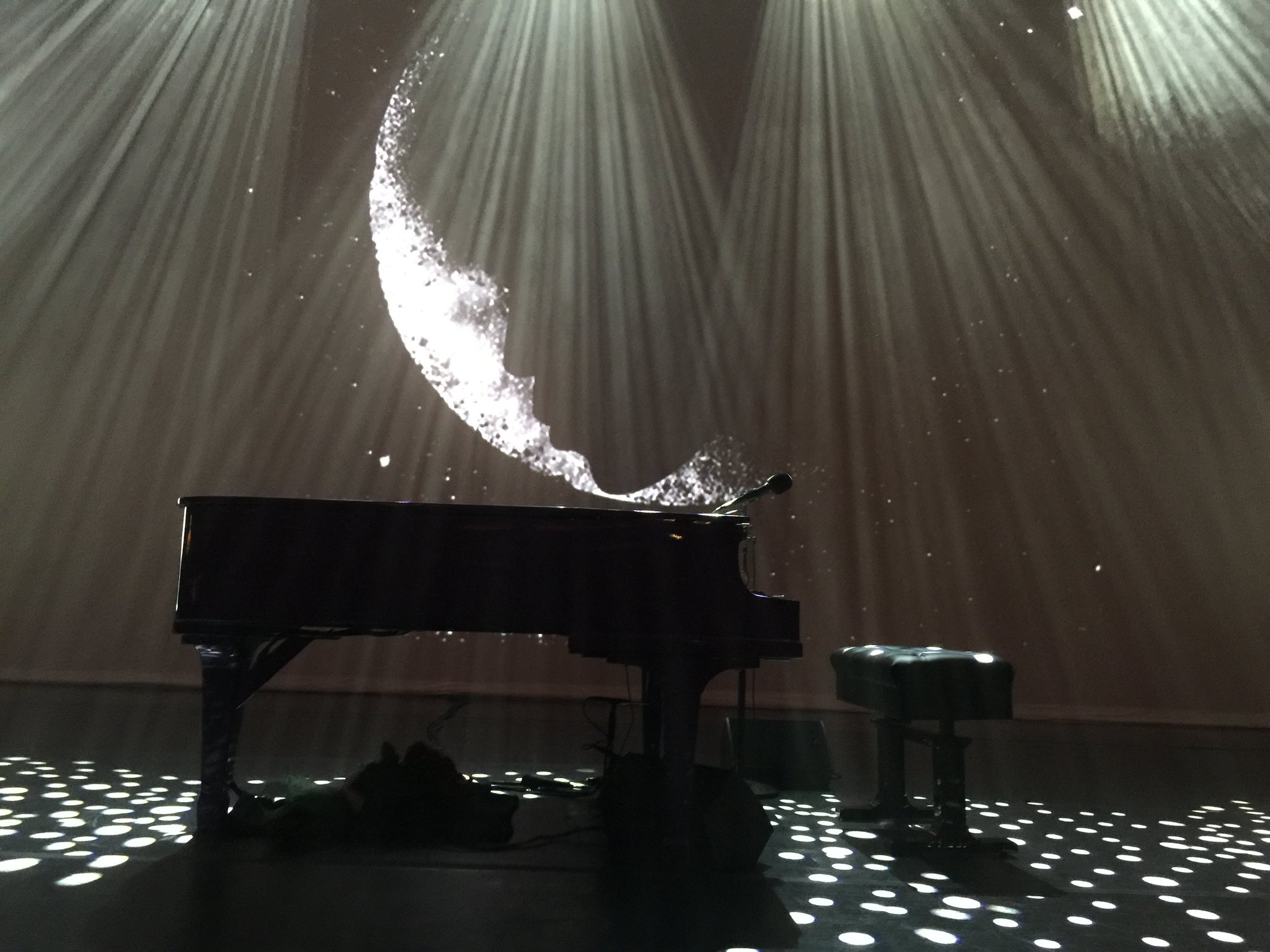 View image on Twitter