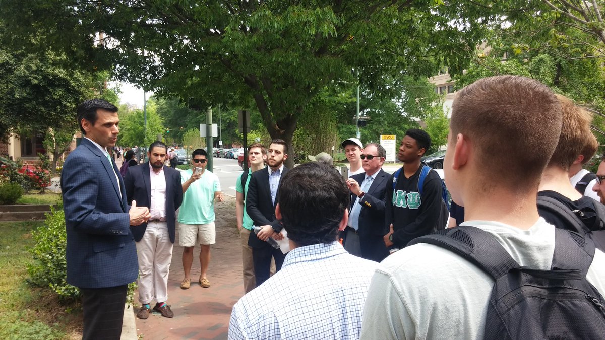 VCUpresident's tweet photo. .@PhiPsiVCU, thanks for your service! Congrats on your charter anniversary and  Adopt-a-Spot dedication! #makeitreal https://t.co/W96pNhPcQG