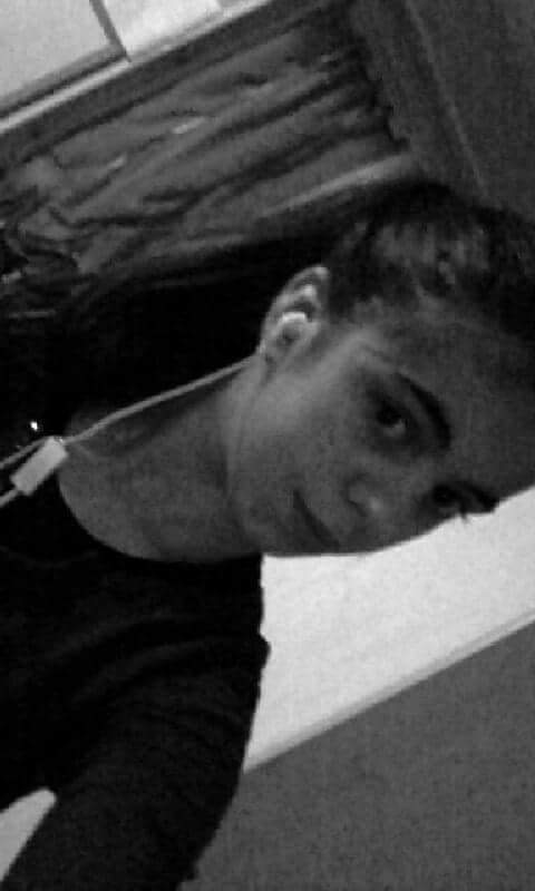AlisonAskiip's tweet photo. J'ai des vrais potes 
#L #K #M #S #A #T etc..

Les focus dégager https://t.co/ULIovIoXkT