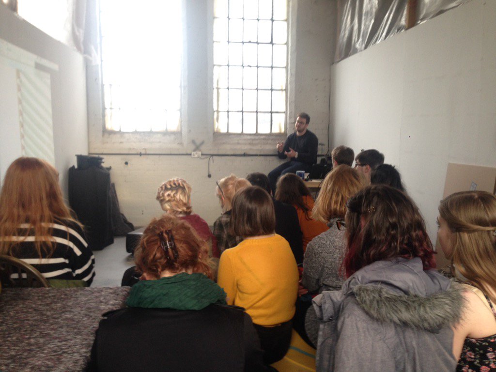bcvoyages's tweet photo. Great #ikonyouthprogramme session with @jameslomaxcouk at his studio #tindalstreet @ikongallery https://t.co/SaYUueiQzz