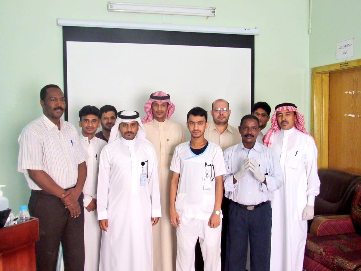 jazan_health's tweet photo. (#مكافحة_العدوى .. مبادئ ومهارات) ورشة عمل نفذتها إدارة #الطب_المنزلي بصحة #جازان واستهدفت عدد من الأطباء والفنيين. https://t.co/mTRaFJKr09