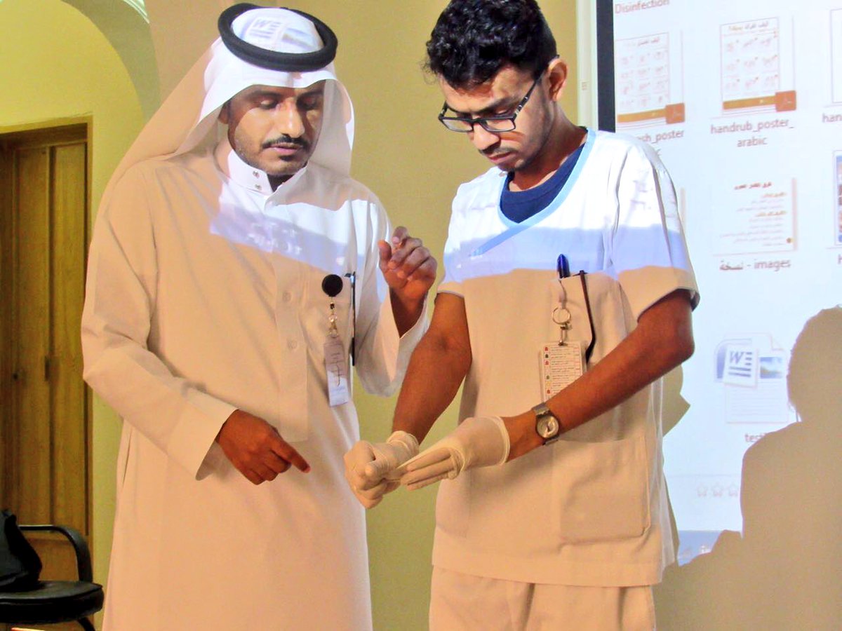 jazan_health's tweet photo. (#مكافحة_العدوى .. مبادئ ومهارات) ورشة عمل نفذتها إدارة #الطب_المنزلي بصحة #جازان واستهدفت عدد من الأطباء والفنيين. https://t.co/mTRaFJKr09