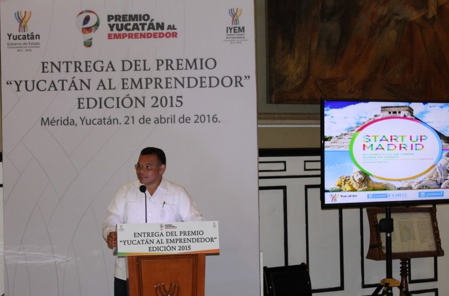 iyemyucatan's tweet photo. Hoy @RolandoZapataB anunció #StartupMadrid promoviendo la visión internacional de los emprendedores @franciscolezama https://t.co/LOH5jsQhpH