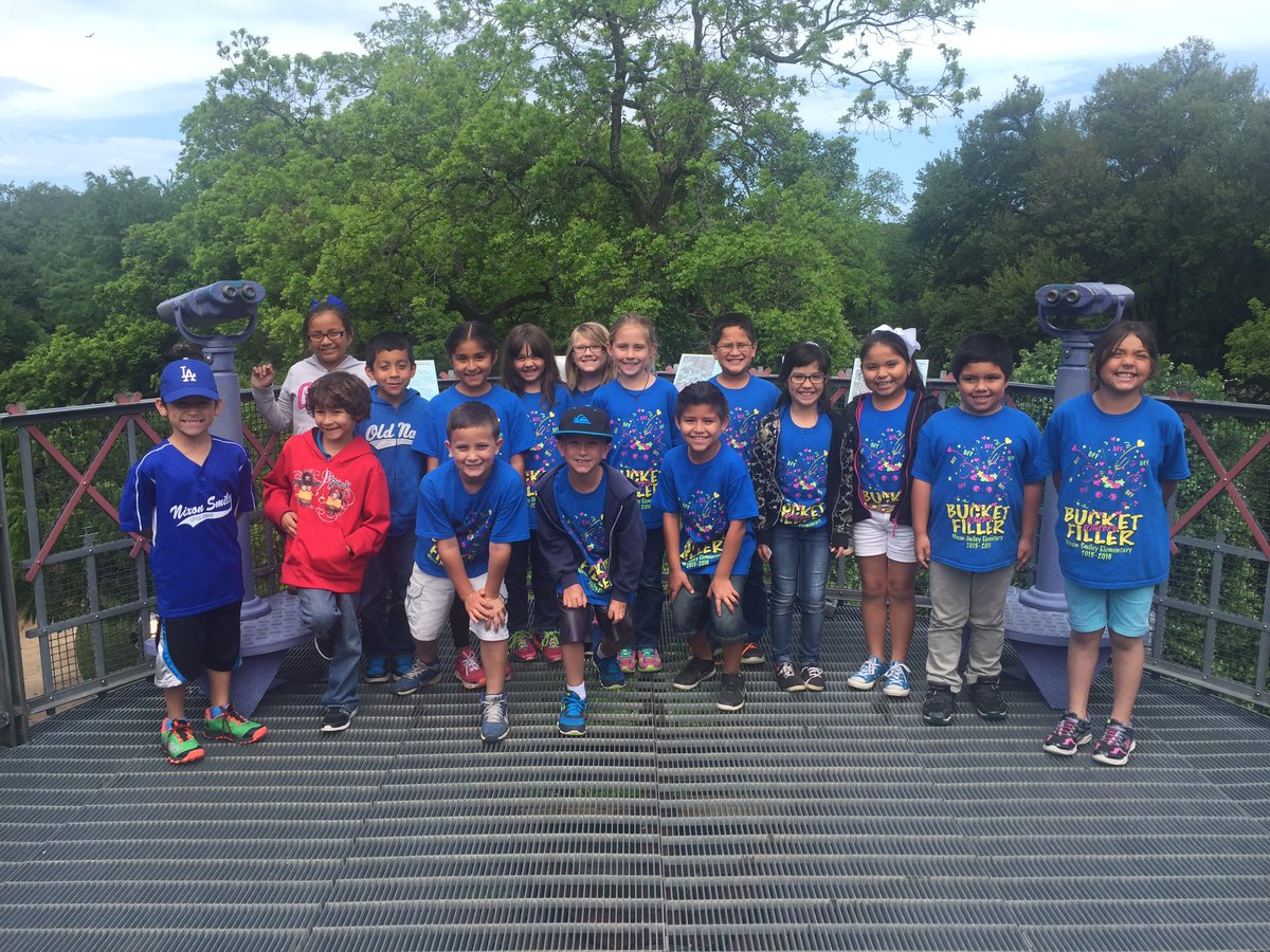 MrsGordonsClass's tweet photo. Had a great field trip to the @WitteMuseum ! We learned about matter and lots more! @NixonSmileyEL #april16nse https://t.co/DnR5e2zVlZ