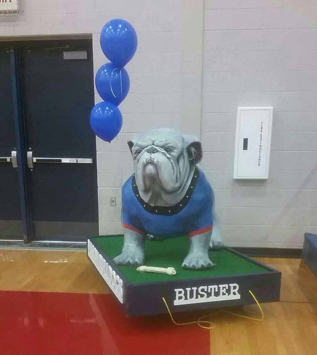 YearbookMason's tweet photo. Buster is ready for Schools Rule! Are you?!? https://t.co/Ai479Vxd4i