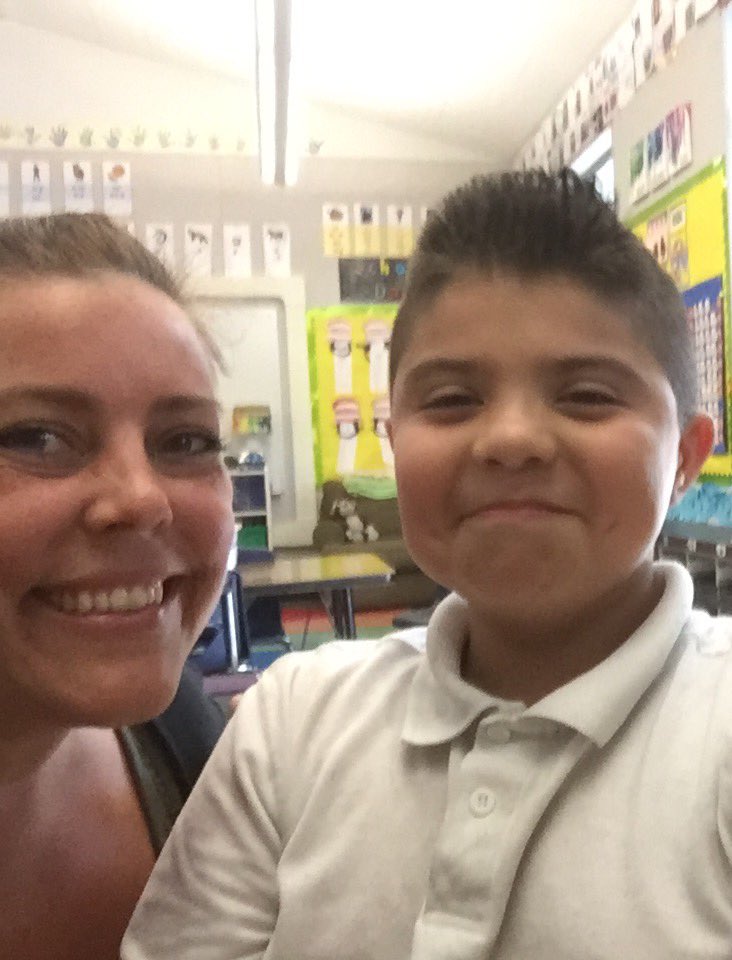 MsKoontzMDUSD's tweet photo. We get each other!! #whosteachingwho #relationshipsmatter #goodduo https://t.co/VQO56D0ejw
