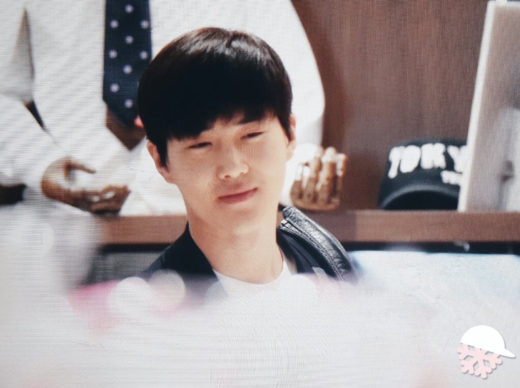 SMent_EXO's tweet photo. [PREVIEW] 160422 SUHO ©snowflakeboy https://t.co/qHT1Eitk5Z