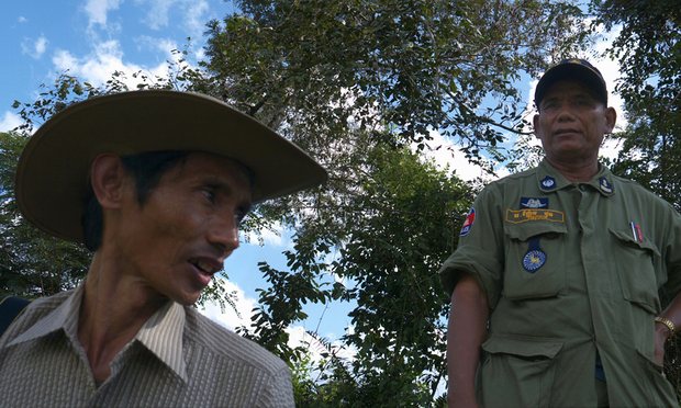 earthblog's tweet image. #Cambodia bans film about murdered #Rainforest activist ow.ly/4mXEW6