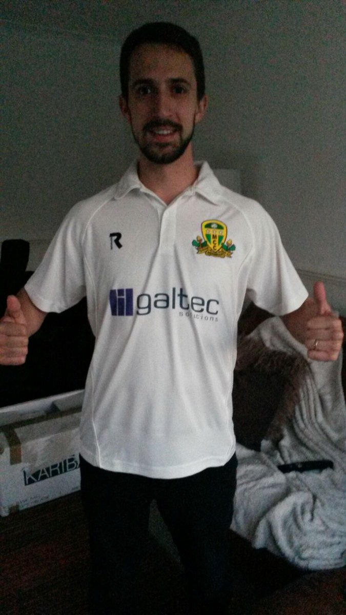 robguest12's tweet image. @MeanwoodCC shirts ready to go. Beautifully modelled by @MeanwoodSeccers thanks @GaltecSolutions for your support
