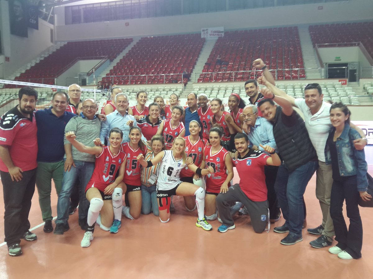 Çanakkale Geçilmedi.... Çanakkale ezdi geçti.... Tebrikler....