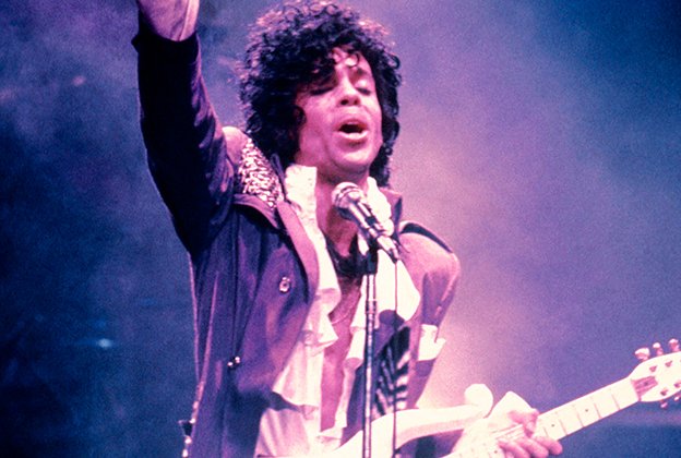 HeedGeekSwagg's tweet photo. #RIPPrince Rodgers Nelson - Geekswagg's Ode To An Icon https://t.co/LFc7PQljfS #PurpleTears #PRINCEWILLNEVERDIE https://t.co/DMOZl5iyCV