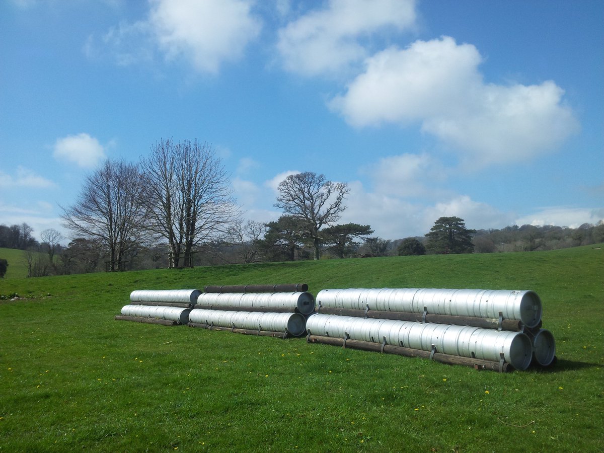 <a href="/port_eliot/">Port Eliot HT</a> <a href="/BondTimber/">Bond Timber</a> <a href="/whbond/">WHBond</a> <a href="/AndyPearce2/">Andy Pearce</a> <a href="/BEventing/">British Eventing</a> Somebody's been enjoying a pint or two!