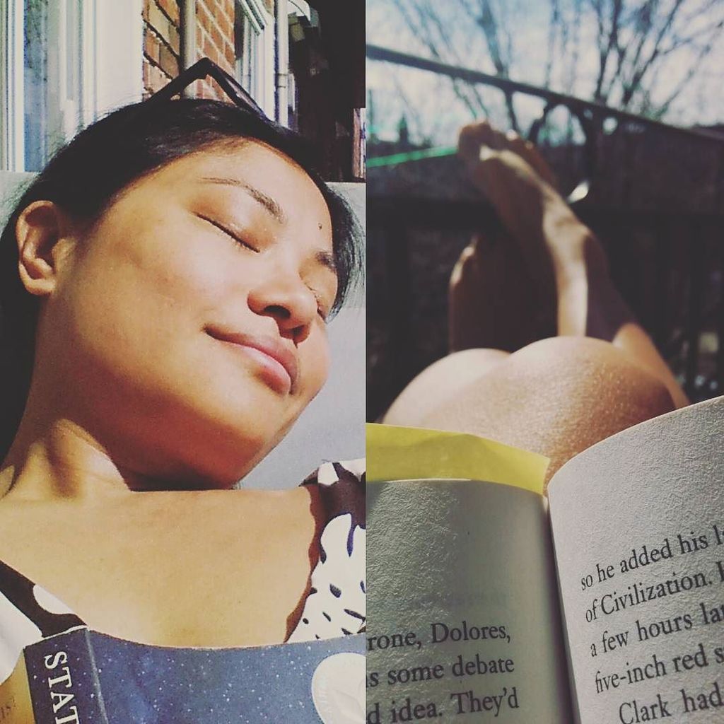 ShehaniKay's tweet image. What a beauty of a day spent lounging &amp;amp; #reading in the sun on my back balcony. #mtl #mont… ift.tt/211P8Qt