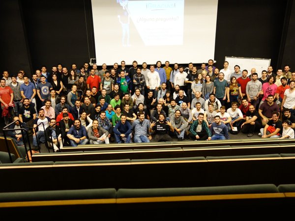 Foto de familia de la XXIII Betabeers Sevilla Especial Videojuegos