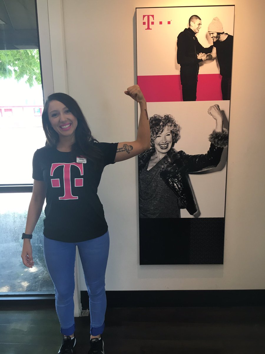 mal22rico's tweet photo. Abby is focused! Calling base customers and getting @work lines #abbyallday @thereal_emsee https://t.co/Ew7zmfHa6f