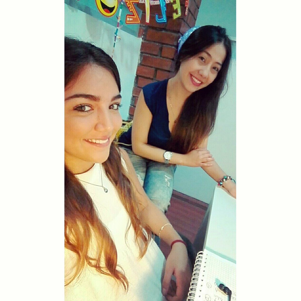 94mejiarj's tweet photo. Ayy porque hoy está cumpliendo años lo que más quiero🎉💃 #FelizCumpleaños #Mamesonga #Mipana #Misooo https://t.co/SqGR2NELNa