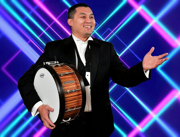 blackswamp's tweet photo. #tbt remember Glamour Shots? @MisterMarimba does! #glamourshots #DynamicxDrums https://t.co/Dt6qBqVKYX