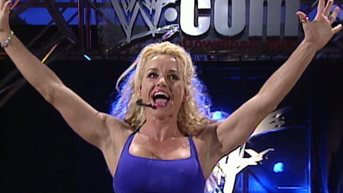 #ripchyna sad day ! I shall remember those WWE days with her!