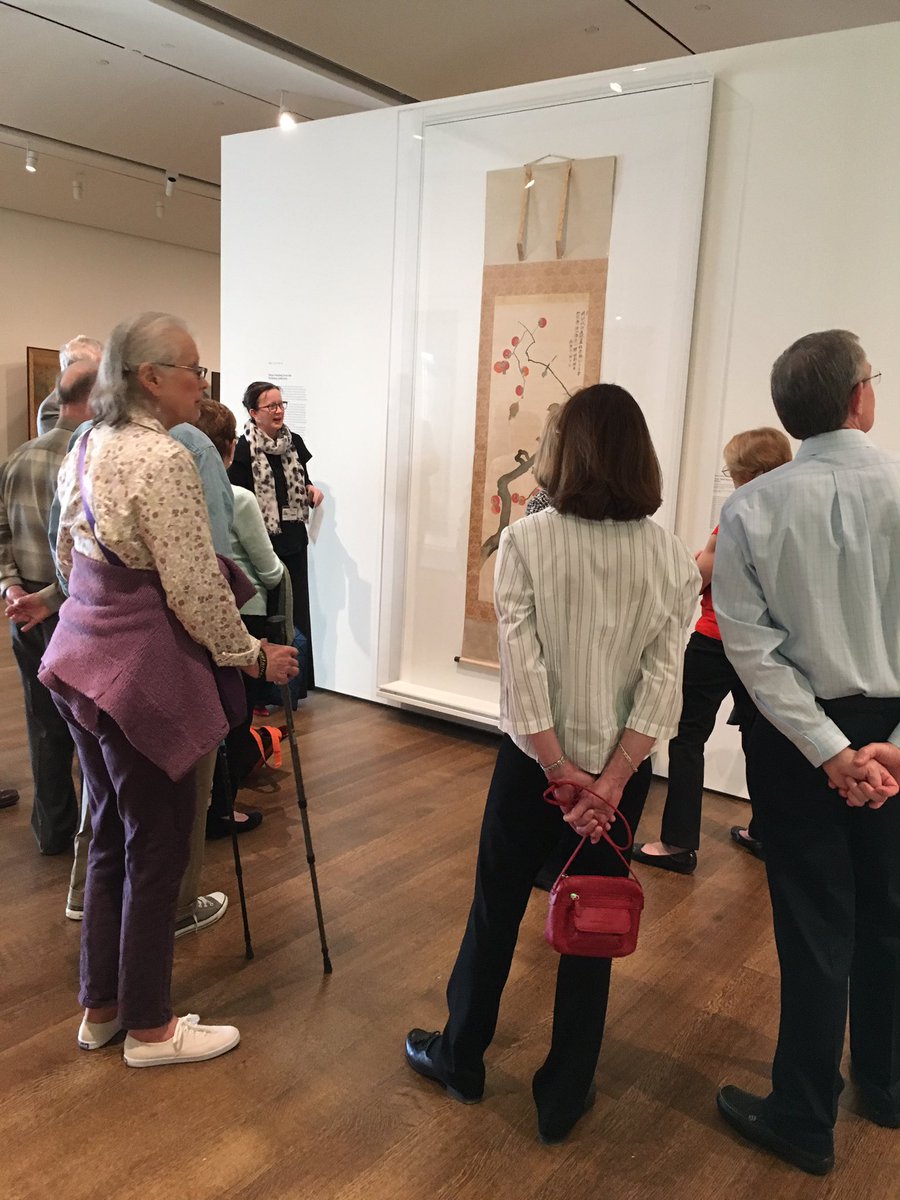harvartmuseums's tweet photo. Member Tour Highlight: curator Rachel Saunders discusses seasonal motifs in this Japanese Edo scroll #HAMmembers https://t.co/w6TmlkIdUB