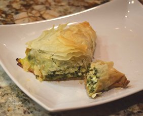 BalCinRecipes's tweet photo. Filo stuffed with Spinach &amp; Feta
(Spanakopita)
https://t.co/QNZt6wonnq
#greekfood #recipes #recipe #cooking #yummy https://t.co/obWnxjIsQw