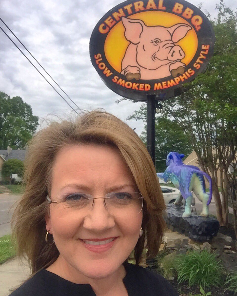 ginastafford1's tweet photo. Yeah, that's right. What you gonna do about it? #Memphis #PorkBBQ #TrueCue https://t.co/rlsETaohdB