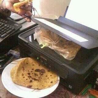 SammieGeneral's tweet photo. #TeamNightWalker @wanyamathedj @yndubi @Nurcamwas12 @Chapatiforumke this is what my Ex use to do @CaraFeral https://t.co/6gYu8nZ6xc