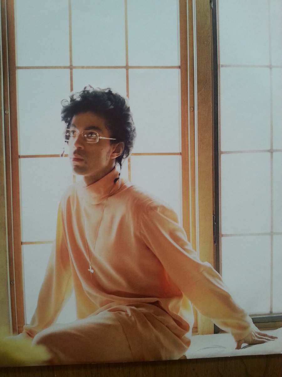 Damn...Damn it all...thanks for the decades of genius. RIP #Prince #housequake #kiss #artist #gotthatlook