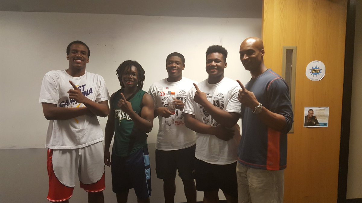 abhobbs2's tweet photo. Your NC State African-American Quiz Bowl Champs @RavenscroftNC  #AllWeDoIsWin https://t.co/zxA82mIFW7