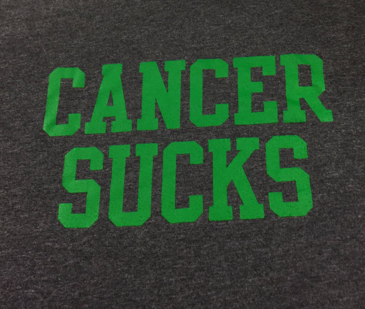 EDFDFightCancer's tweet photo. Keep on eating dessert first! 🍰🍪🍭🍩🍫🍦🎗💚🍫 https://t.co/49ni2xQHZ1